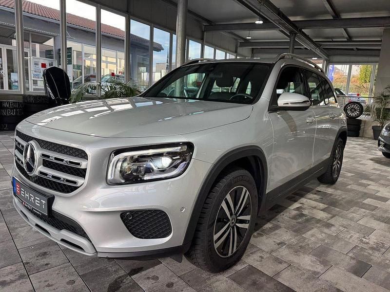 Silber Gebraucht 2021 Mercedes GLB220 SUV | 33.980 € (Fairer Preis) - Bild 1/4