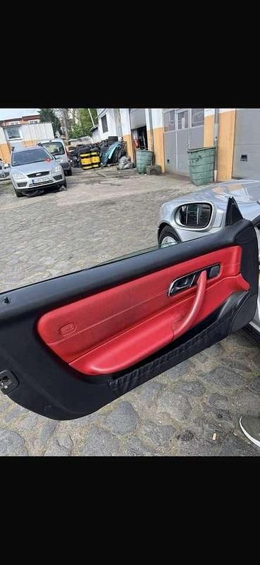 Gebraucht Mercedes SLK230 193 PS (141 kW) 1998 Silber Cabrio