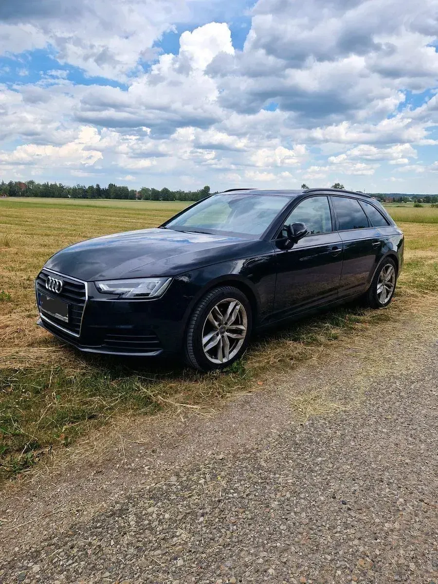 Gebraucht Audi A4 Sport 190 PS (139 kW) 2018 Schwarz Kombi