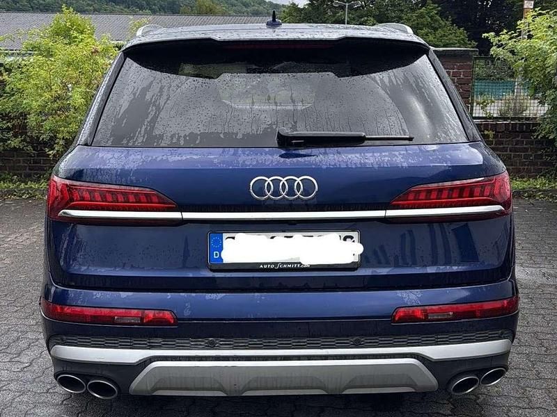 Blau Gebraucht 2020 Audi SQ7 SUV | 54.000 € (Guter Preis) - Bild 1/4