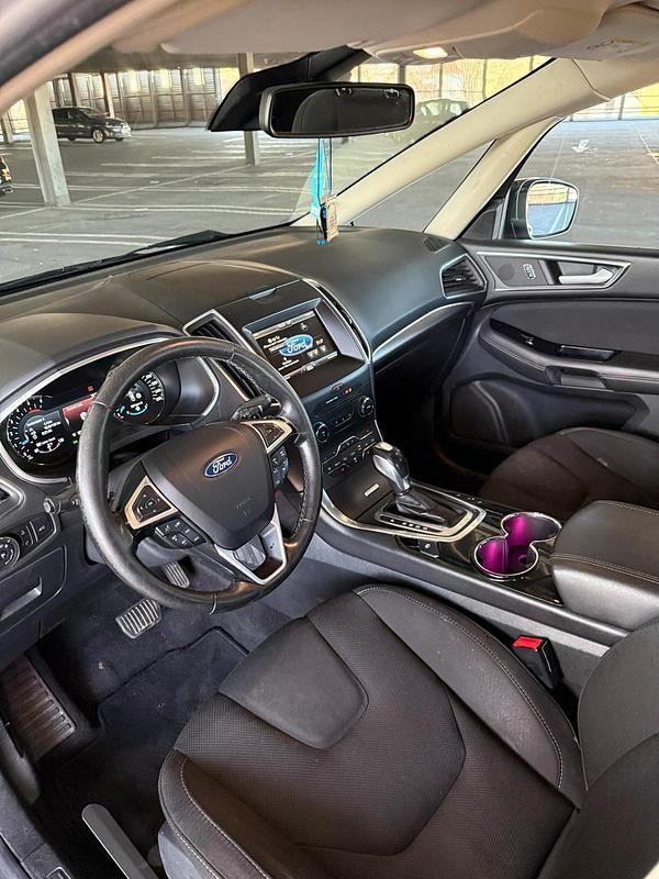 Gebraucht Ford S-MAX Titanium 211 PS (155 kW) 2016 Grau Van / Kleinbus