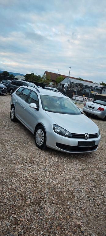 Silber Gebraucht 2012 VW Golf VI Trendline Limousine | 2.999 € (Superpreis) - Bild 1/4