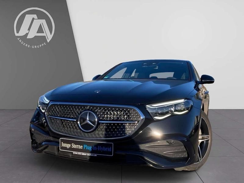 Gebraucht Mercedes E300 AMG 204 PS (150 kW) 2024 Obsidianschwarz Limousine