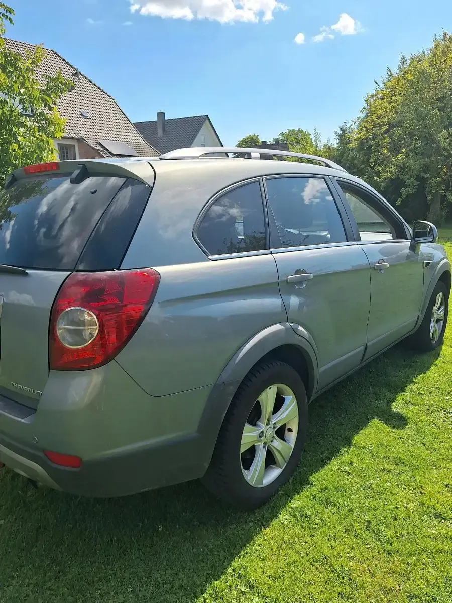 Gebraucht Chevrolet Captiva 184 PS (135 kW) 2012 Grau SUV