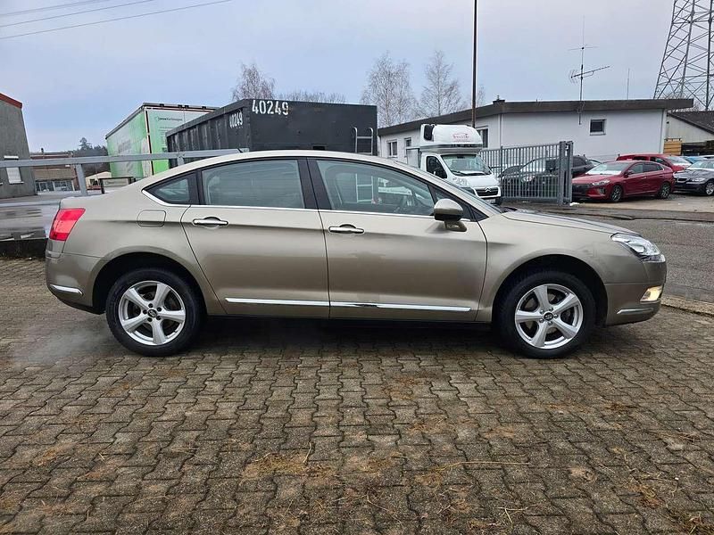 Gebraucht Citroën C5 Exclusive 163 PS (119 kW) 2010 Lackierung matt elfenbein Kleinwagen