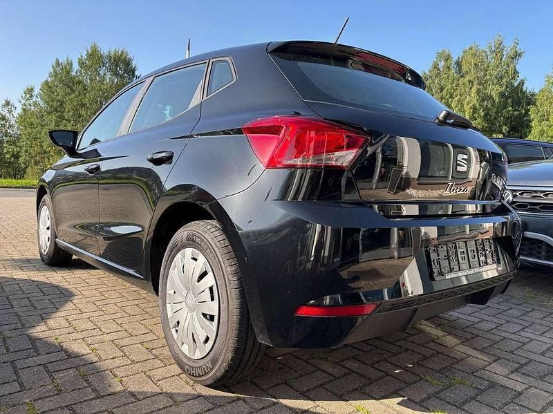 Second-hand Seat Ibiza Reference 95 CP (69 kW) 2024 Negru Hatchback
