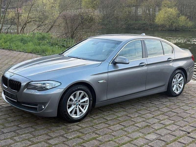 Gebraucht BMW 525 204 PS (150 kW) 2010 Grau Limousine