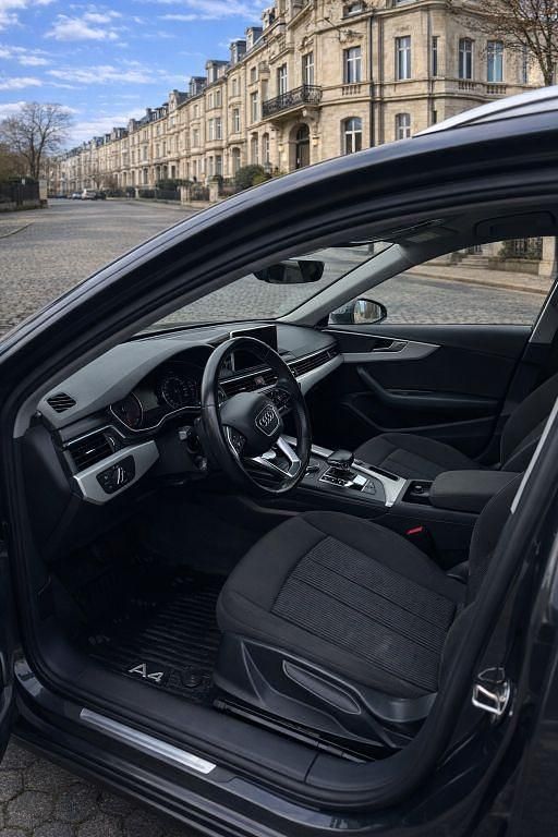 Gebraucht Audi A4 Ambiente 150 PS (110 kW) 2016 Grau Kombi