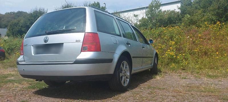 Gebraucht VW Golf IV 115 PS (84 kW) 2000 Grau Kombi