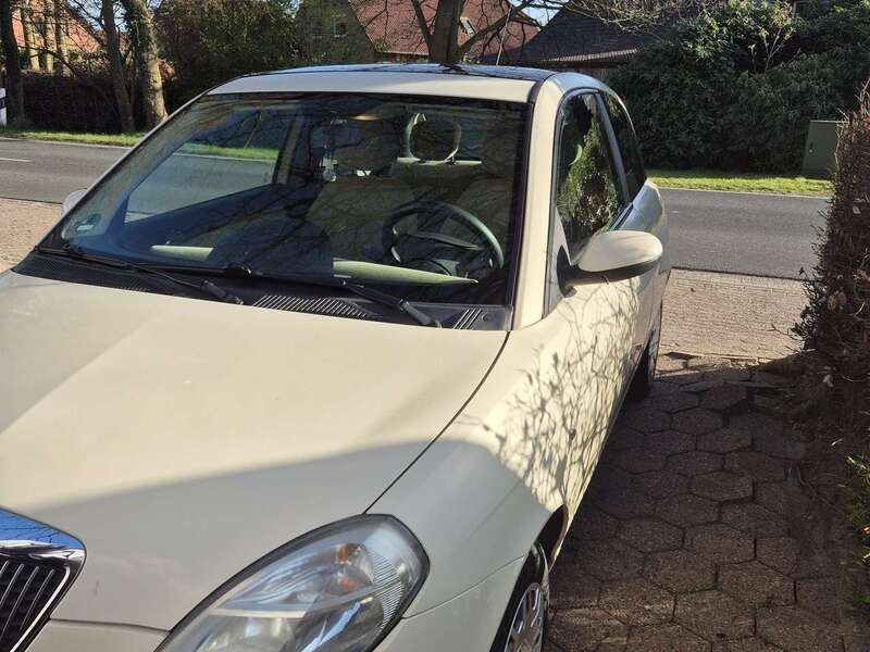 Gebraucht 2004 Lancia Ypsilon Kleinwagen | 2.000 € - Bild 1/4