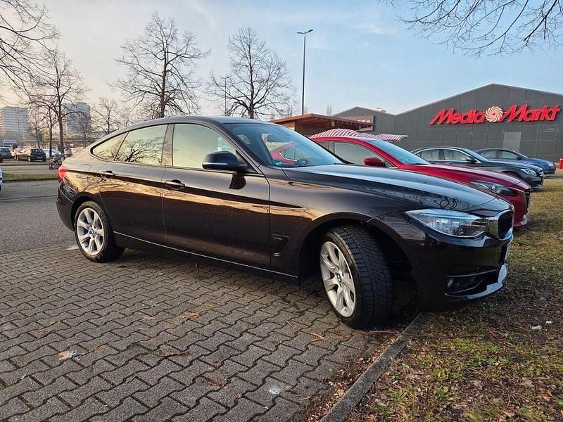 Gebraucht BMW 318 Gran Turismo 150 PS (110 kW) 2016 Braun Limousine