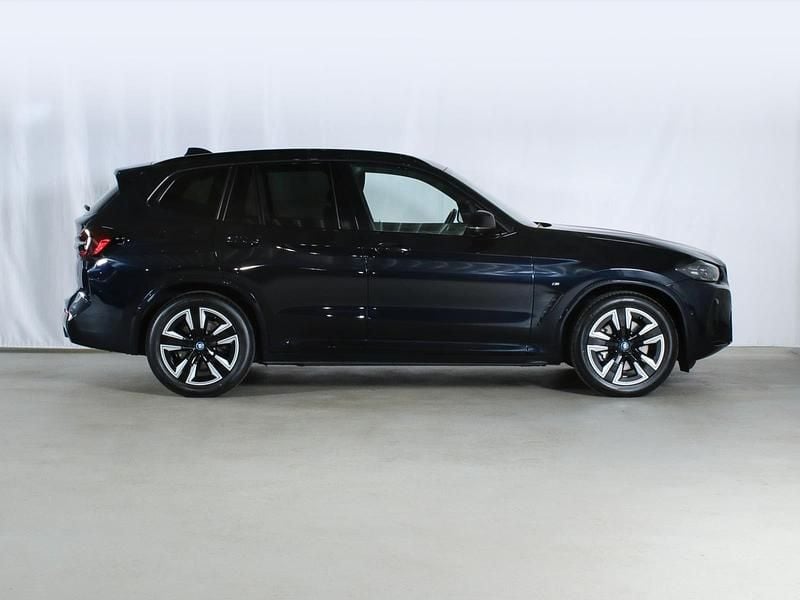 Gebraucht BMW iX3 Sport Line 80 kW (109 PS) 2022 Schwarz SUV