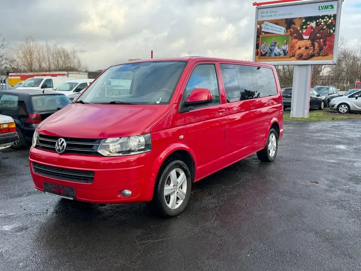 Gebraucht VW Multivan 179 PS (131 kW) 2011 Rot Van / Kleinbus