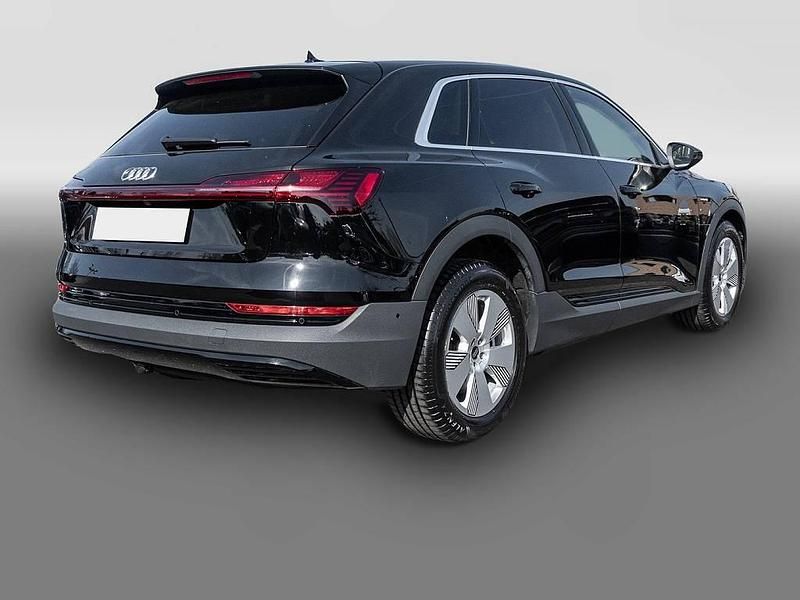 Gebraucht Audi e-tron Advanced Plus 300 kW (408 PS) 2023 Schwarz SUV