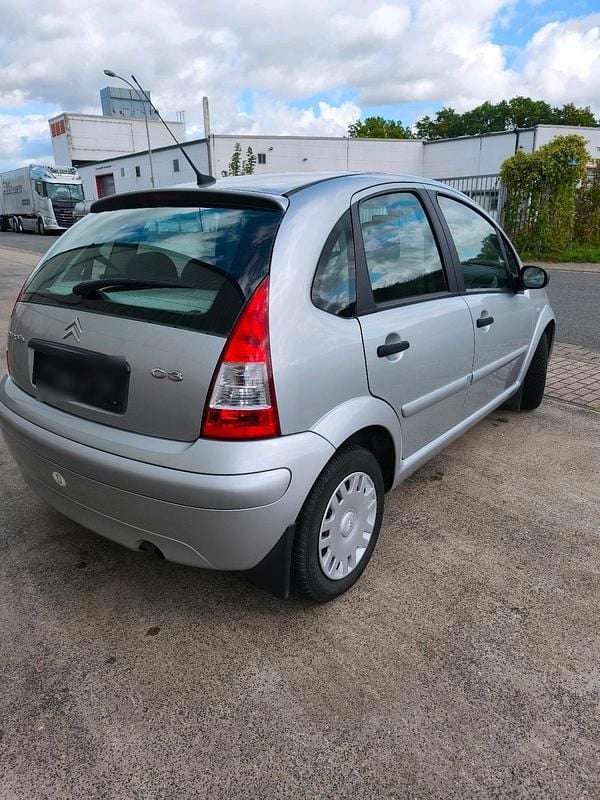 Gebraucht Citroën C3 60 PS (44 kW) 2007 Silber Limousine