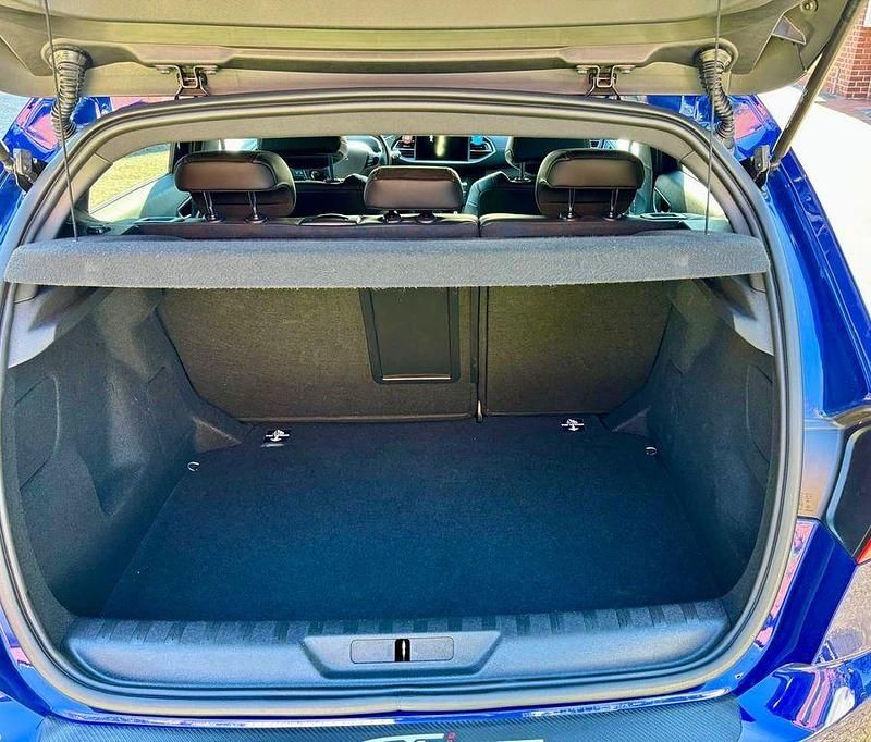 Gebraucht Peugeot 308 GT-line 131 PS (96 kW) 2015 Blau Limousine