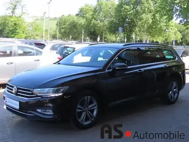 Gebraucht VW Passat 200 PS (147 kW) 2022 Deep black Kombi