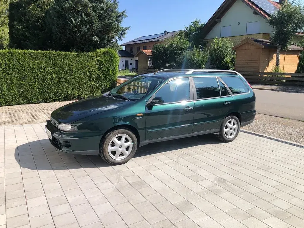 Usado Fiat Marea Weekend 154 CV (113 kW) 2000 Verde Familiar