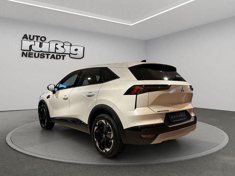 Neu Mitsubishi Grandis Diamant Edition 141 PS (103 kW) 2026 Himalayaweiß SUV