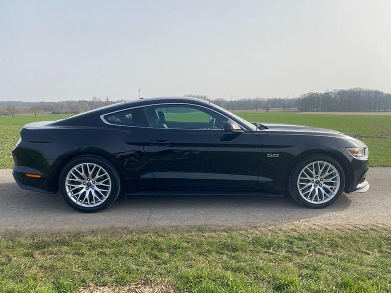 Second-hand Ford GT 421 CP (309 kW) 2016 Negru Coupe