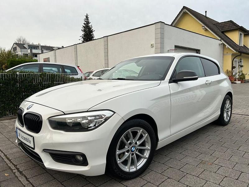 Gebraucht BMW 116 Advantage 109 PS (80 kW) 2016 Weiß Kleinwagen