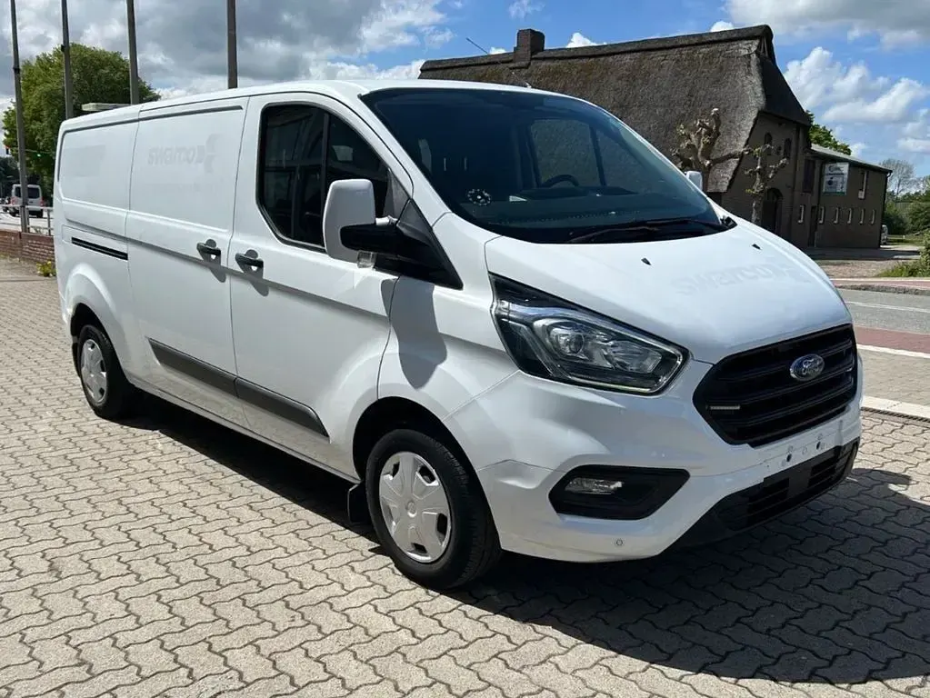 Gebraucht Ford Transit Custom Trend 131 PS (96 kW) 2020 Weiß Van / Kleinbus