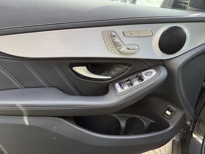 Gebraucht Mercedes GLC63 AMG AMG 510 PS (375 kW) 2022 Grau Coupé