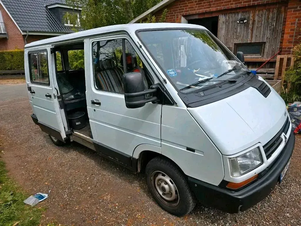 Gebraucht Renault Trafic 61 PS (44 kW) 1996 Weiß Van / Kleinbus