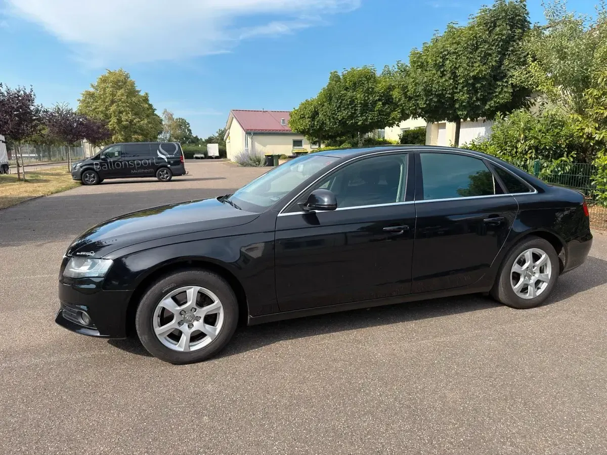 Gebraucht Audi A4 160 PS (117 kW) 2008 Schwarz Limousine