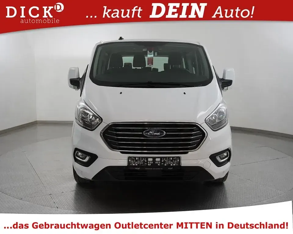 Gebraucht Ford Tourneo Trend 131 PS (96 kW) 2021 Weiss Van / Kleinbus
