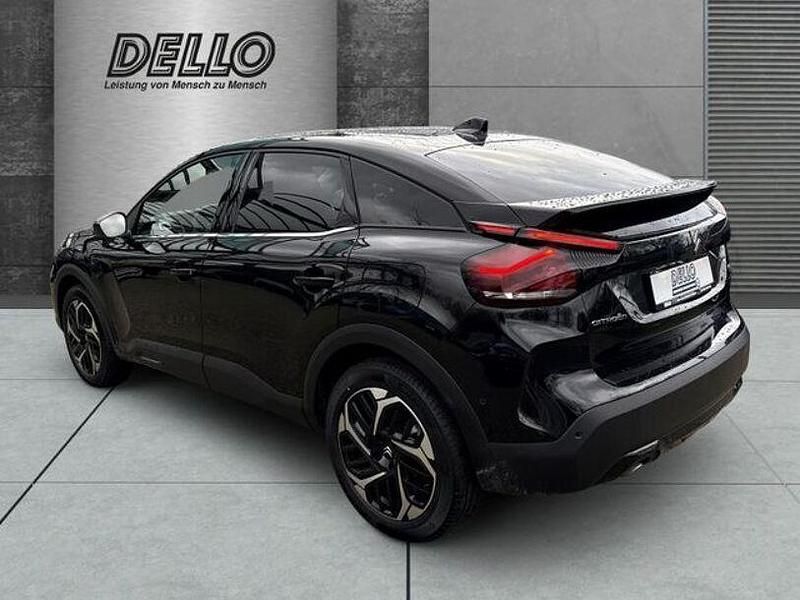 Gebraucht Citroën C4 PureTech 131 PS (96 kW) 2023 Lackierung schwarz perla nera/ Limousine