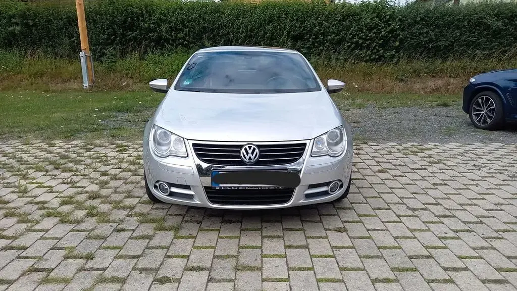 Gebraucht VW Eos Sport 211 PS (155 kW) 2011 Silber Cabrio
