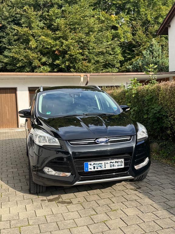Schwarz Gebraucht 2013 Ford Kuga SUV | 10.499 € (Etwas zu teuer) - Bild 1/4