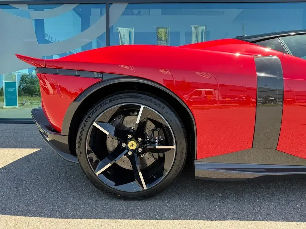 Neu Ferrari Testarossa 2026 Rot