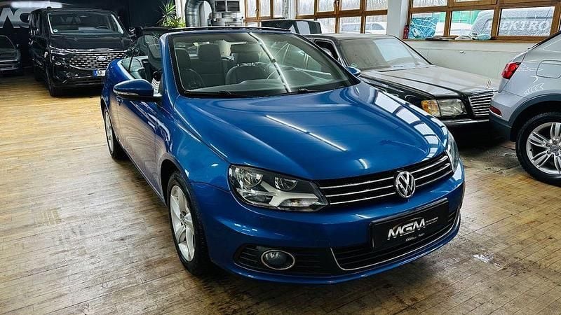 Gebraucht VW Eos 122 PS (89 kW) 2014 Blau Cabrio