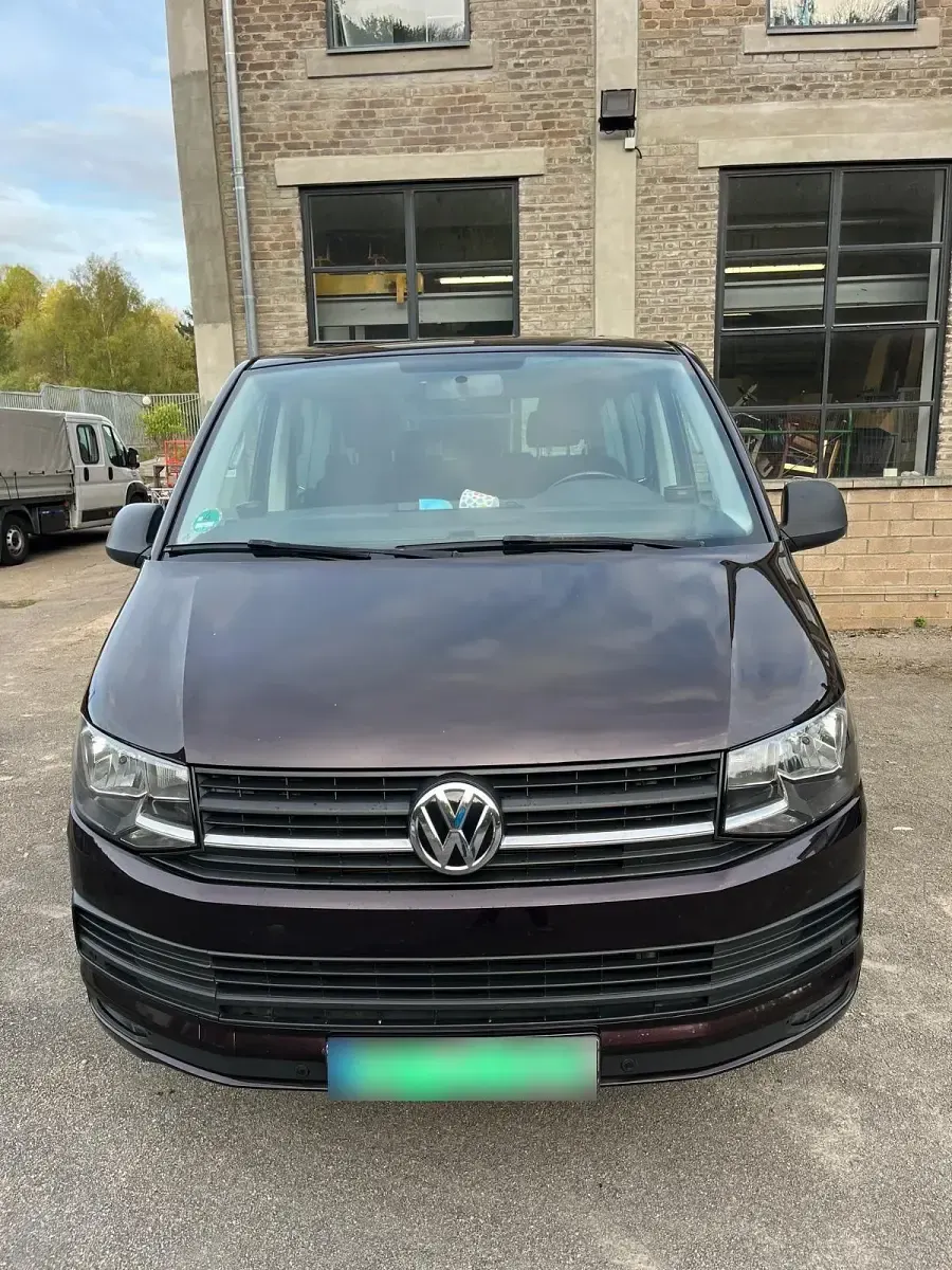 Gebraucht VW Multivan 102 PS (75 kW) 2016 Andere farben Van / Kleinbus
