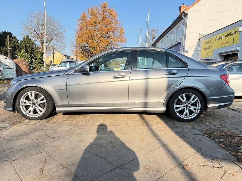 Gebraucht Mercedes C300 AMG line Plus 231 PS (169 kW) 2011 Silber Limousine