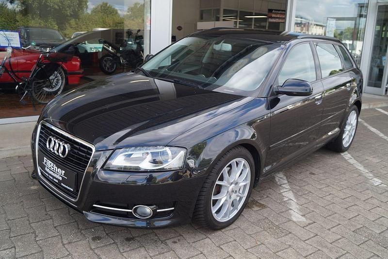 Schwarz Gebraucht 2012 Audi A3 Sportback Ambition Limousine | 10.999 € (Etwas zu teuer) - Bild 1/4