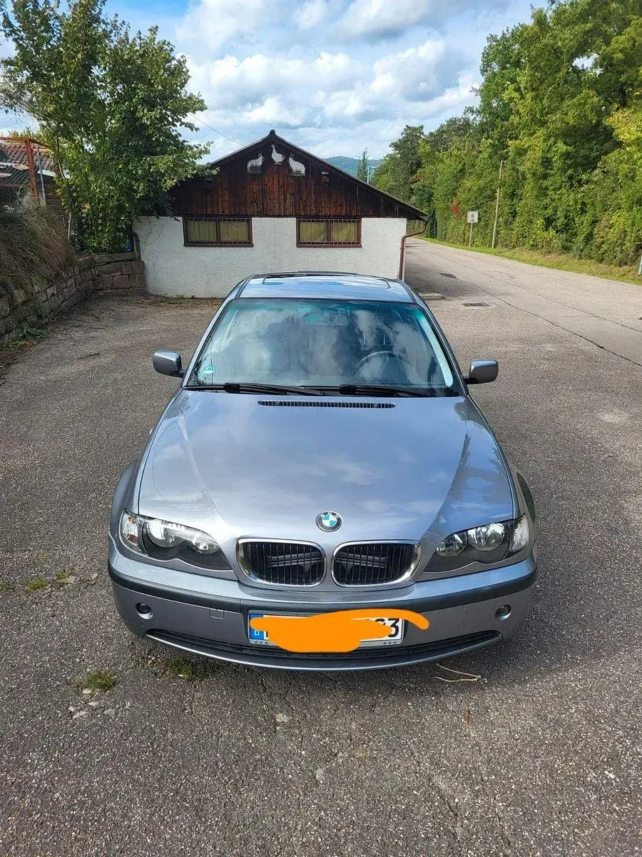 Gebraucht BMW 318 143 PS (105 kW) 2004 Grau Limousine