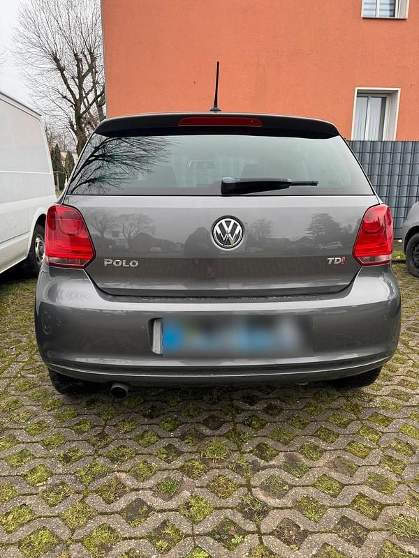Gebraucht VW Polo 105 PS (77 kW) 2014 Silber Coupé