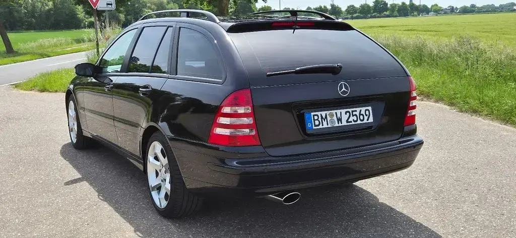 Gebraucht Mercedes C180 Sport Edition 143 PS (105 kW) 2006 Schwarz Kombi
