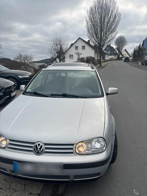 Gebraucht VW Golf IV 116 PS (85 kW) 1999 Grau Kombi