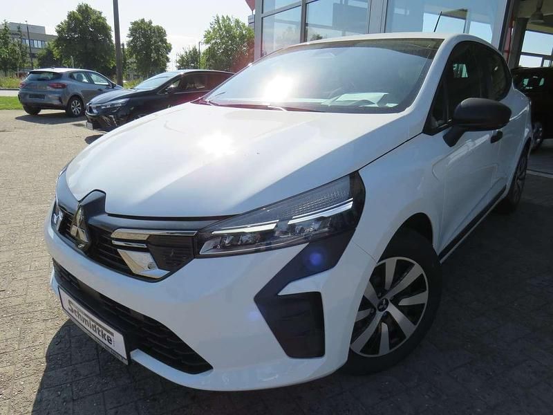 369 antarktisweiß Neu 2025 Mitsubishi Colt Basis Limousine | 16.890 € (Fairer Preis) - Bild 1/4