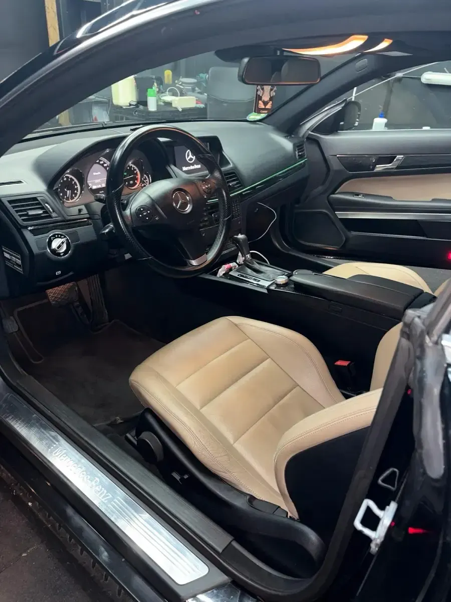 Gebraucht Mercedes 300 292 PS (214 kW) 2010 Schwarz Coupé
