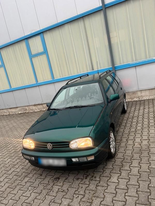 Grün Gebraucht 1995 VW Golf III Kombi | 6.500 € - Bild 1/4