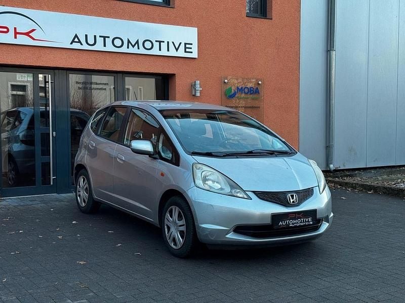 Gebraucht Honda Jazz Trend 90 PS (66 kW) 2009 Silber Kleinwagen