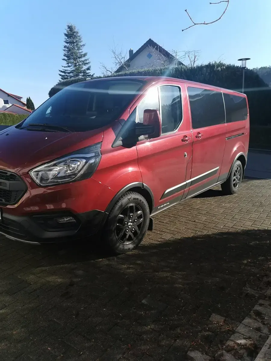 Usata Ford Transit Custom 131 CV (96 kW) 2022 Rosso Monovolume