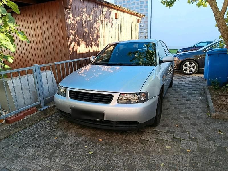 Silber Gebraucht 1999 Audi A3 Kleinwagen | 1.100 € (Fairer Preis) - Bild 1/4