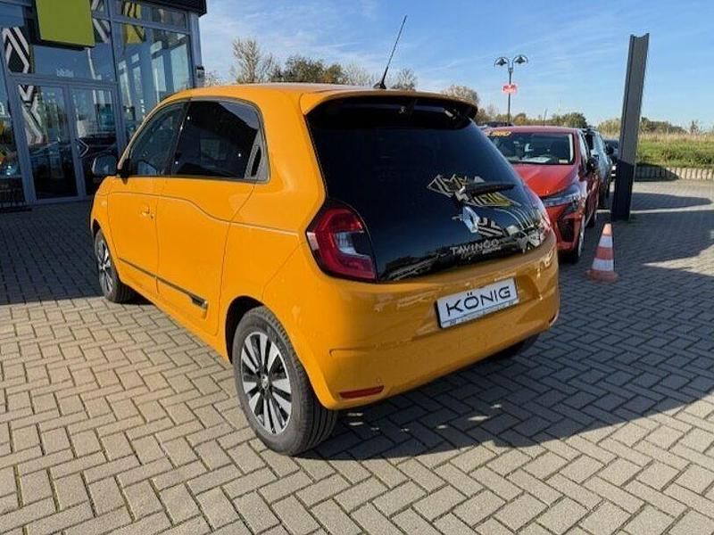 Gebraucht Renault Twingo 60 kW (82 PS) 2023 Gelb Kleinwagen