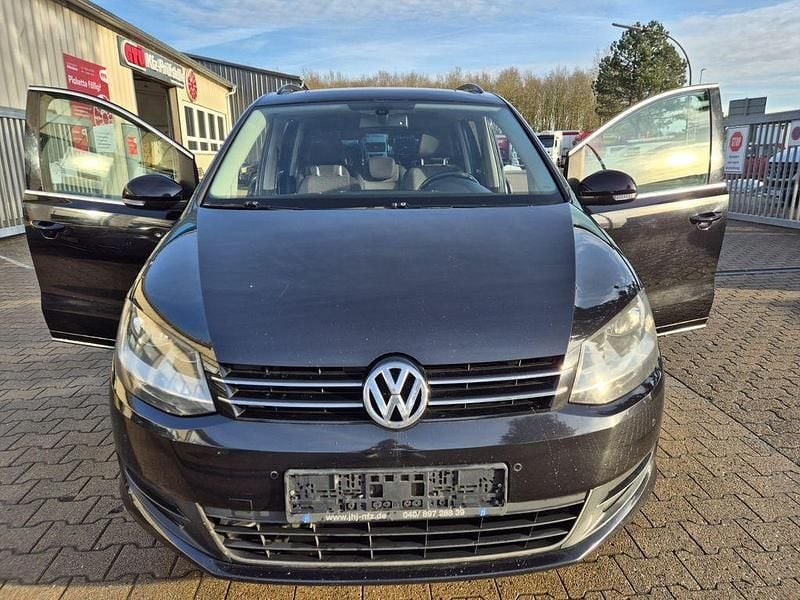 Schwarz Gebraucht 2012 VW Sharan Comfortline Van / Kleinbus | 6.295 € (Superpreis) - Bild 1/4